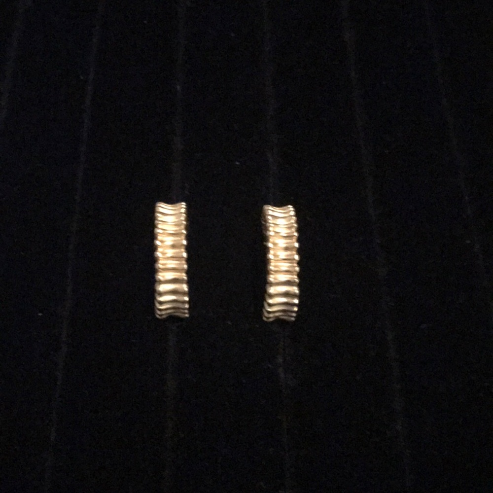 🟠 Givenchy Earrings - Gold Tone Clip Ons